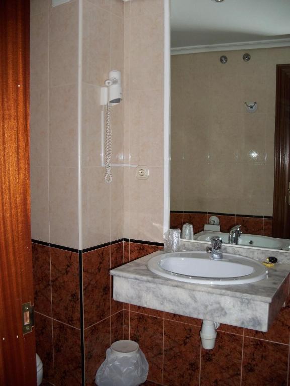 Hostal Virgen Del Villar ลากูนา เด ดูเอโร ห้อง รูปภาพ