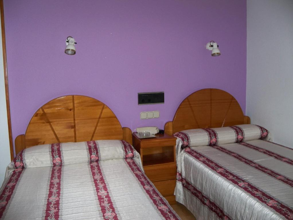 Hostal Virgen Del Villar ลากูนา เด ดูเอโร ห้อง รูปภาพ